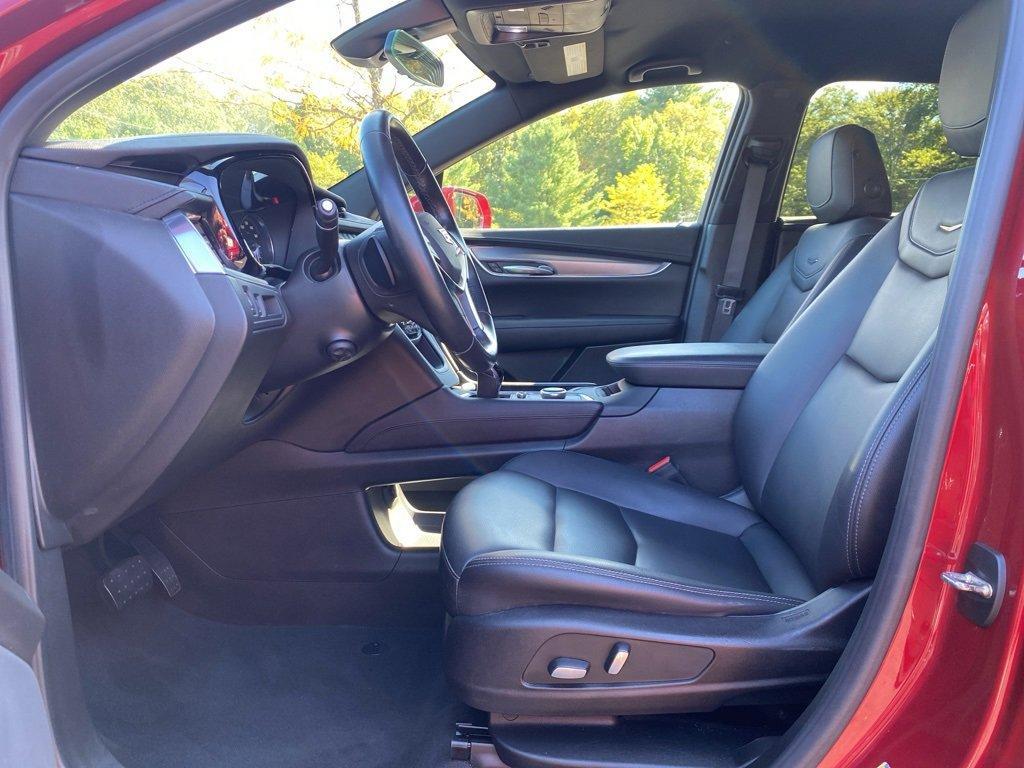 used 2020 Cadillac XT5 car, priced at $25,991