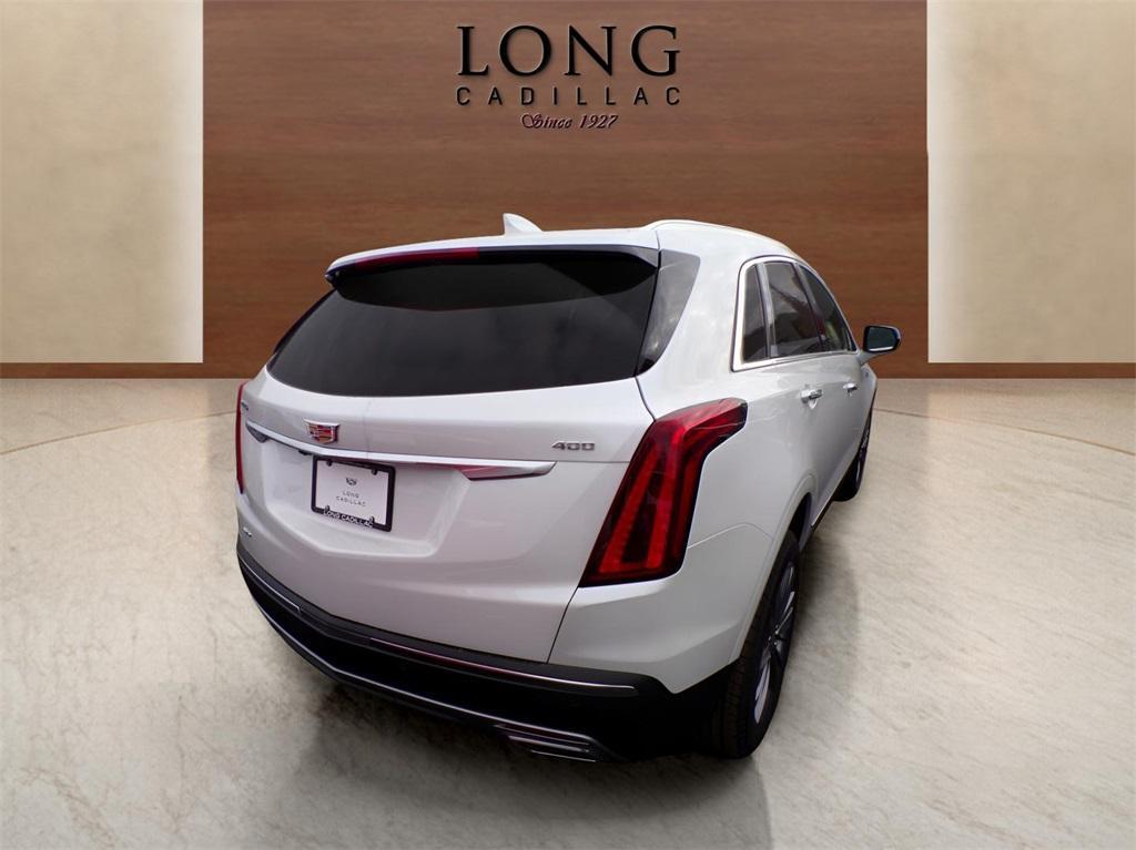 new 2025 Cadillac XT5 car, priced at $54,215