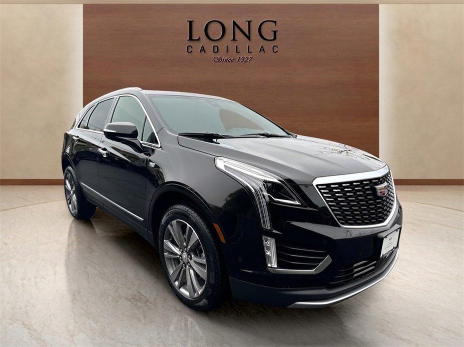 used 2022 Cadillac XT5 car, priced at $36,991