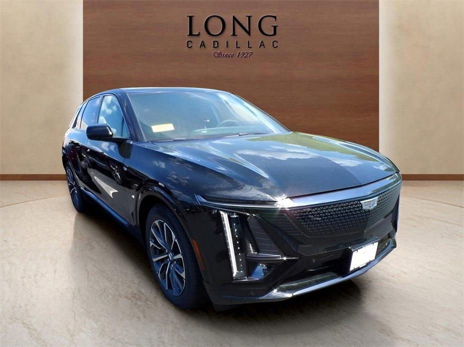 new 2024 Cadillac LYRIQ car