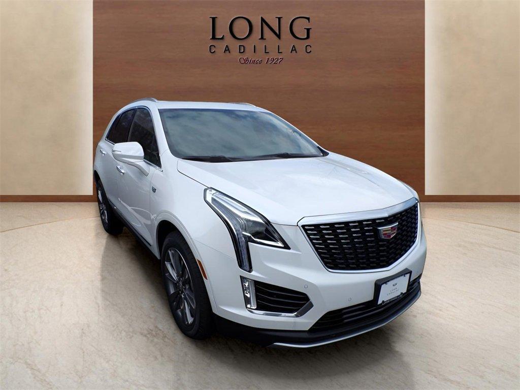 new 2025 Cadillac XT5 car, priced at $56,415