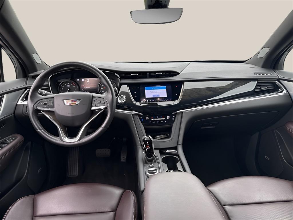 used 2023 Cadillac XT6 car, priced at $44,991