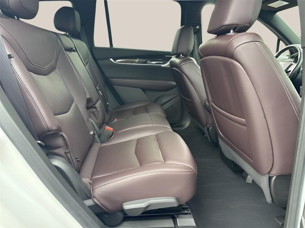 used 2023 Cadillac XT6 car, priced at $44,991