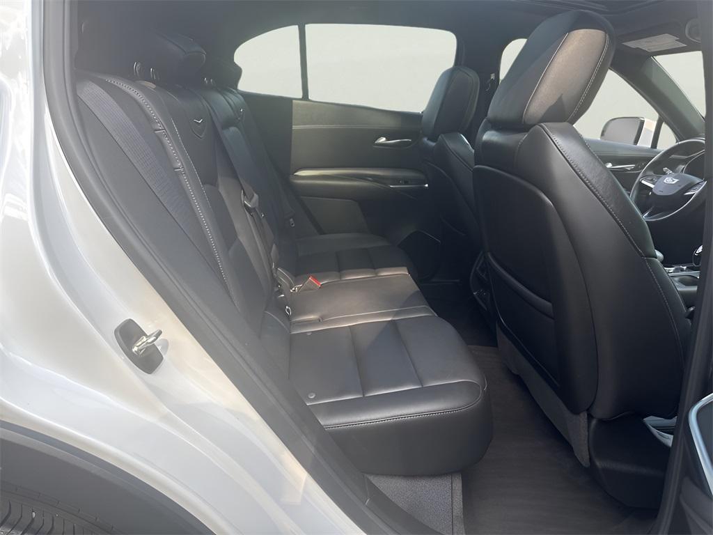 used 2022 Cadillac XT4 car, priced at $31,991