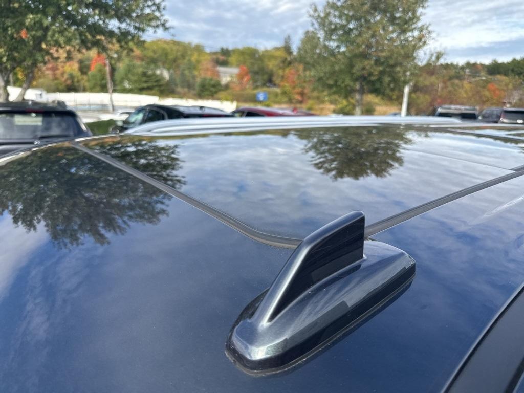 used 2021 GMC Yukon XL car, priced at $49,991