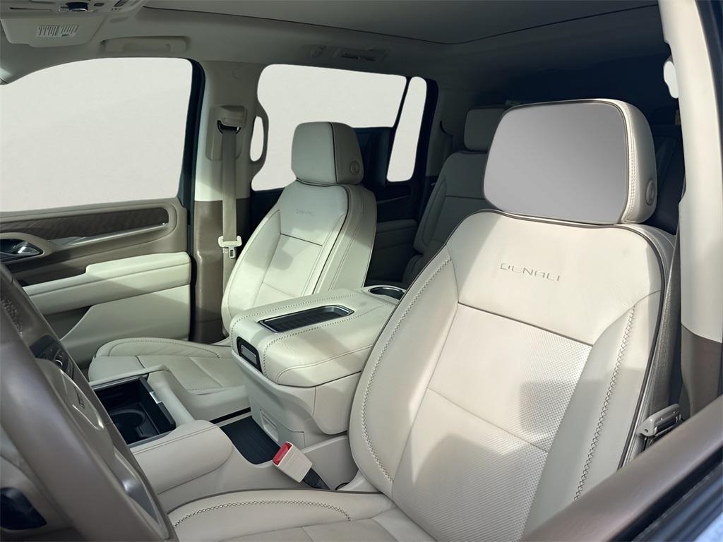 used 2021 GMC Yukon XL car, priced at $49,991