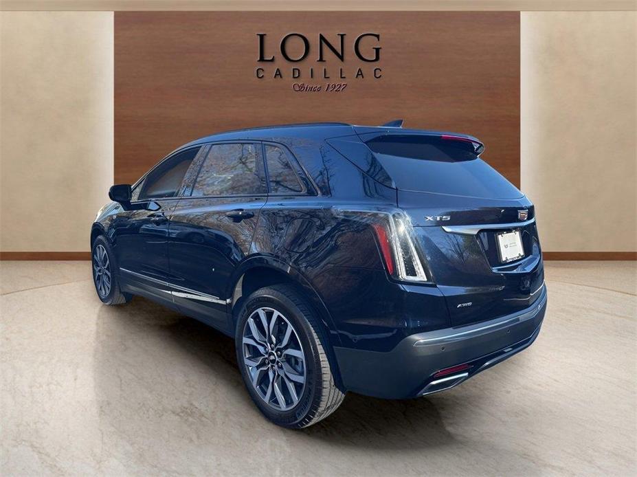 used 2021 Cadillac XT5 car, priced at $38,991