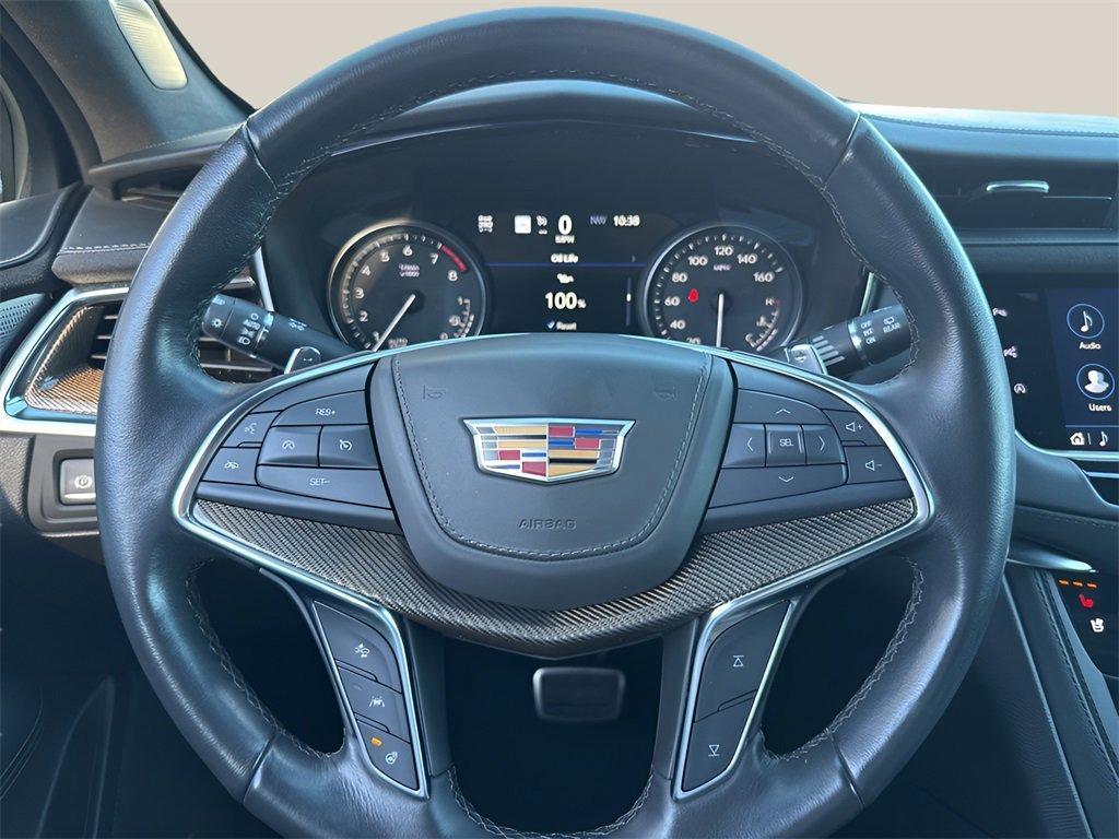 used 2021 Cadillac XT5 car, priced at $38,991