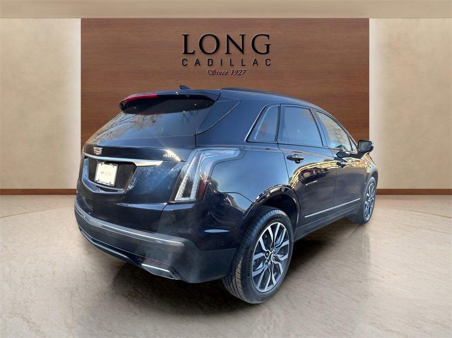 used 2021 Cadillac XT5 car, priced at $38,991