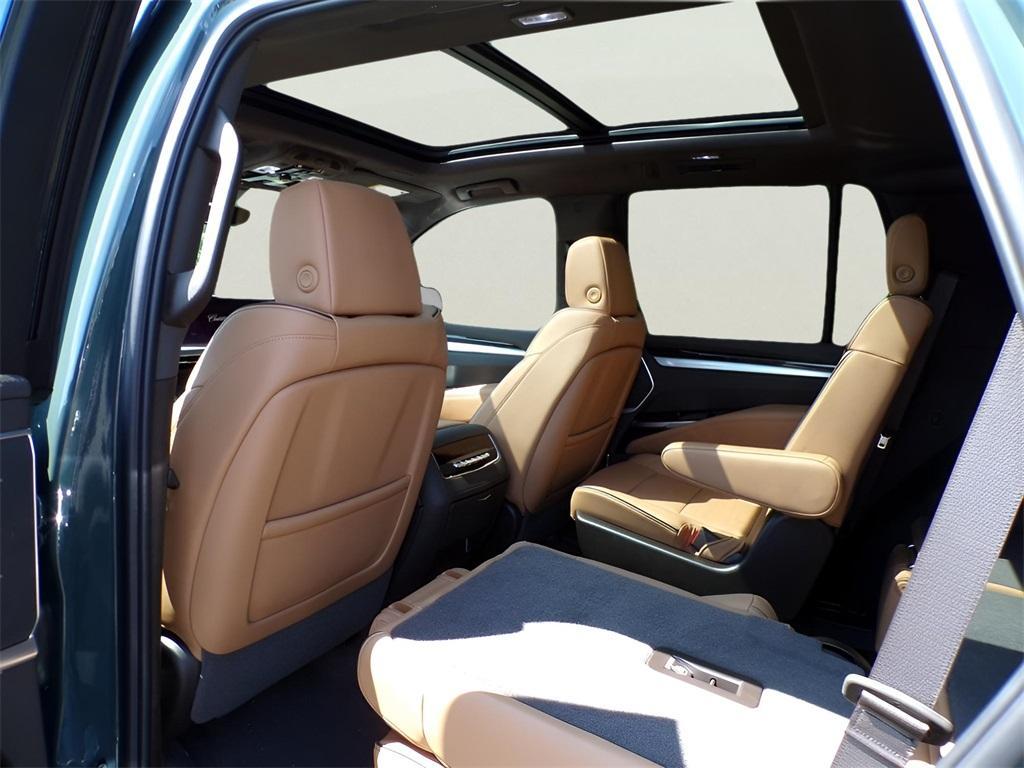 new 2025 Cadillac Escalade car, priced at $113,370