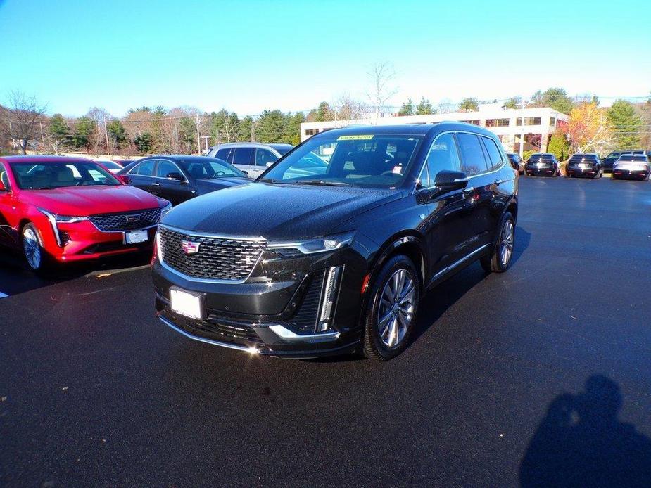 new 2024 Cadillac XT6 car, priced at $54,423