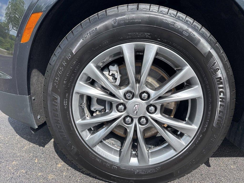 used 2023 Cadillac XT5 car, priced at $37,991