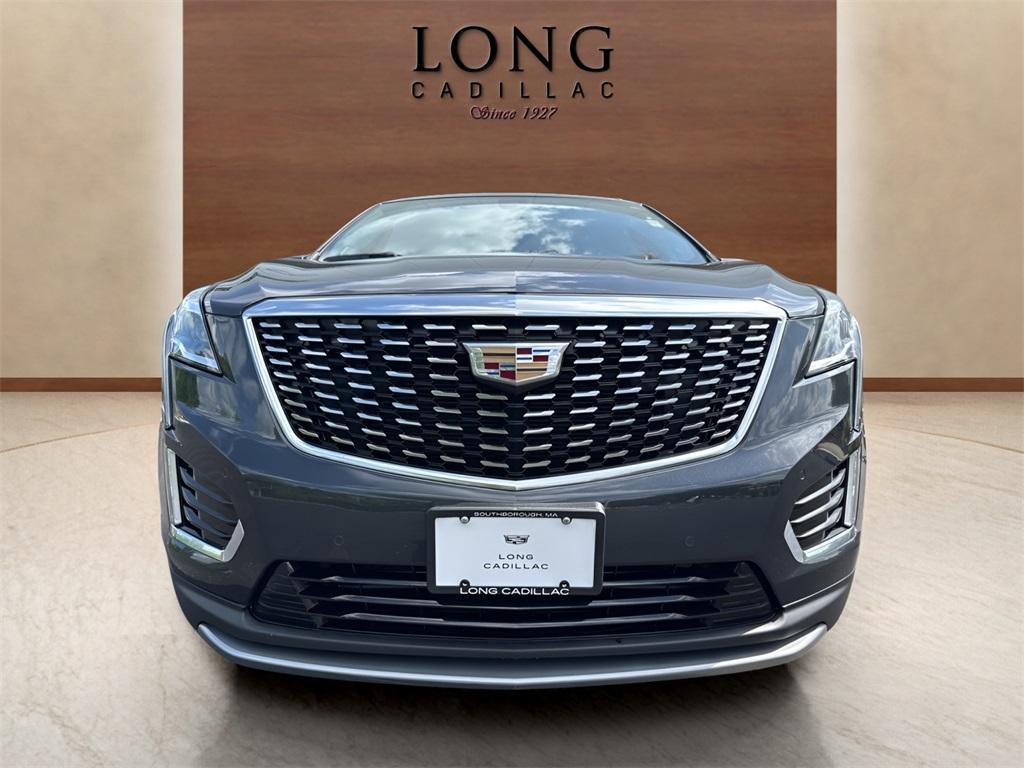 used 2023 Cadillac XT5 car, priced at $37,991