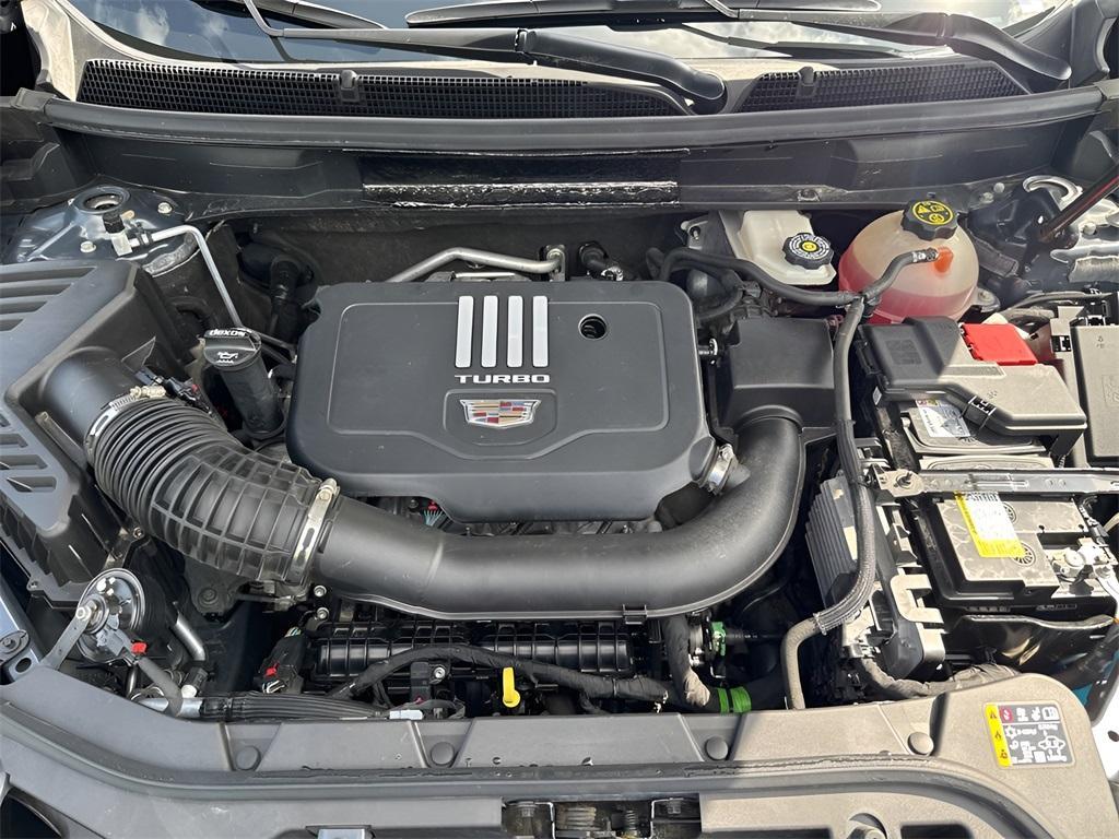 used 2023 Cadillac XT5 car, priced at $37,991