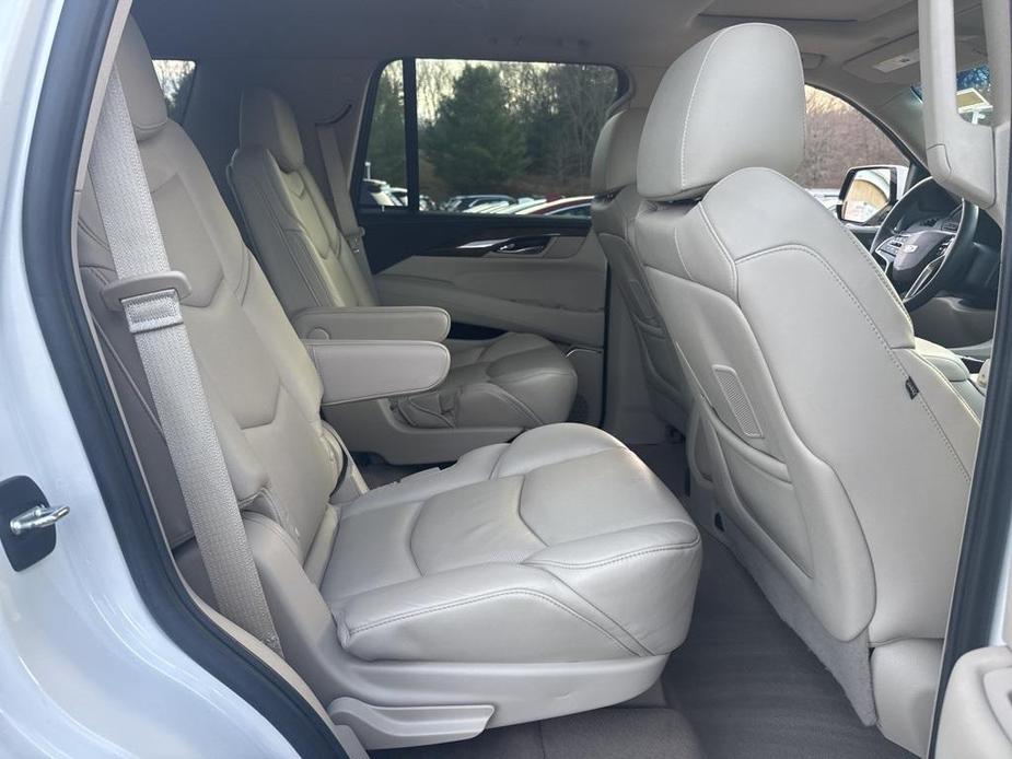 used 2020 Cadillac Escalade car, priced at $38,991