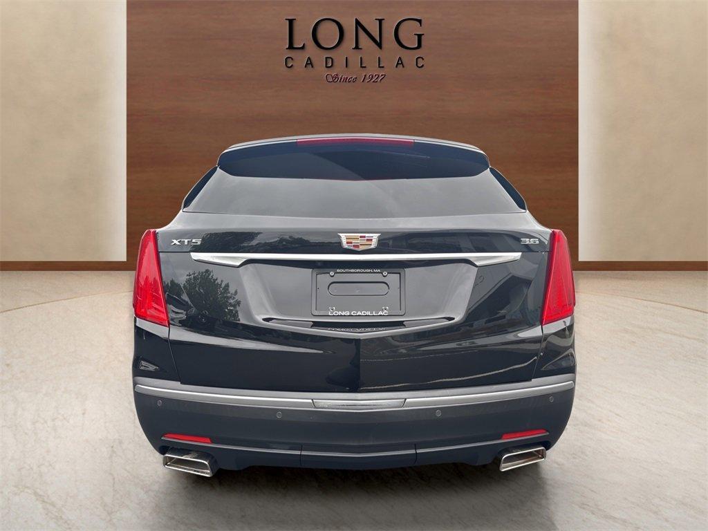 used 2019 Cadillac XT5 car, priced at $23,991