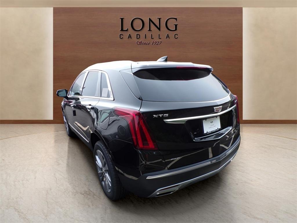 new 2025 Cadillac XT5 car, priced at $53,990