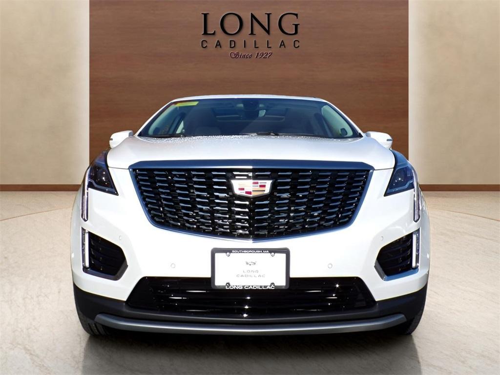 new 2025 Cadillac XT5 car, priced at $57,790