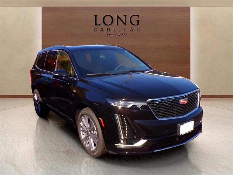 new 2025 Cadillac XT6 car, priced at $61,865