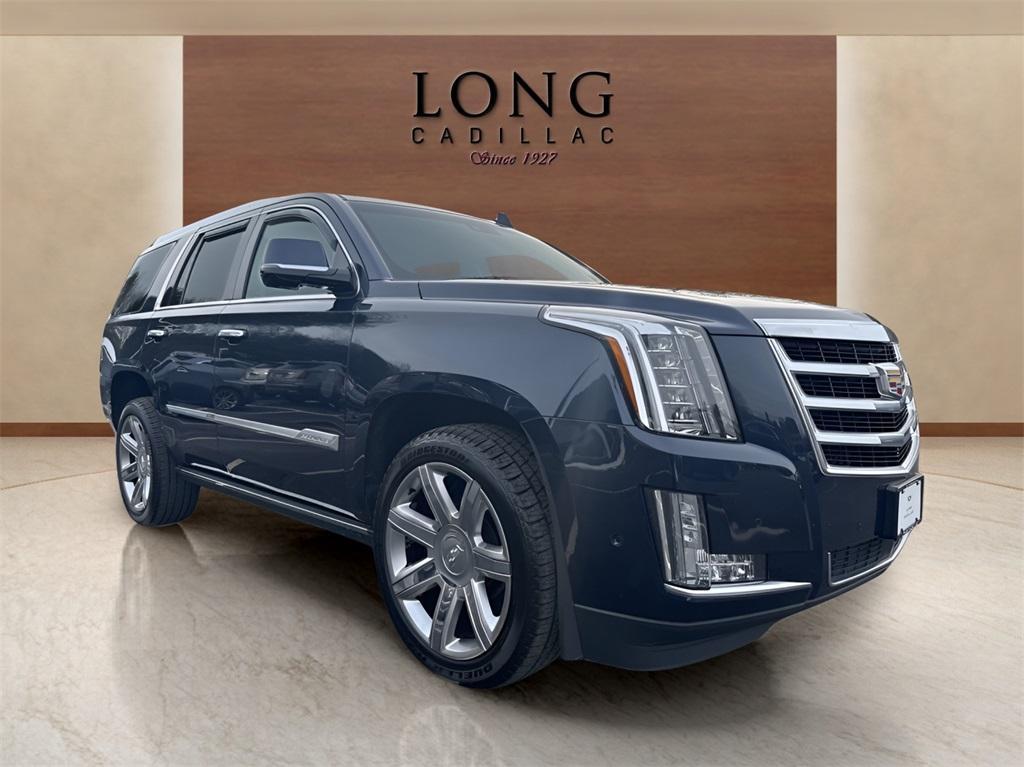 used 2019 Cadillac Escalade car, priced at $34,991