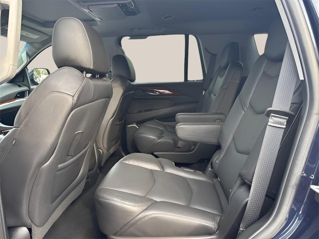 used 2019 Cadillac Escalade car, priced at $34,991