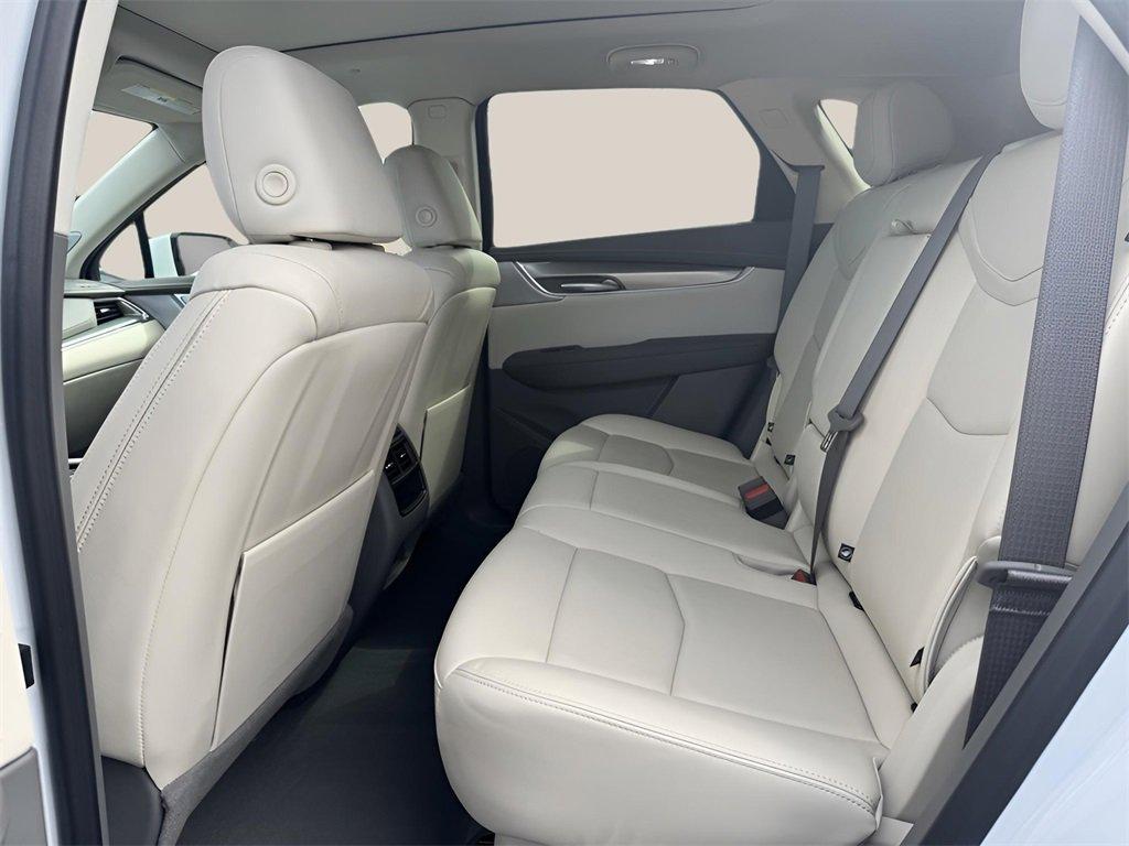 used 2024 Cadillac XT5 car, priced at $49,991