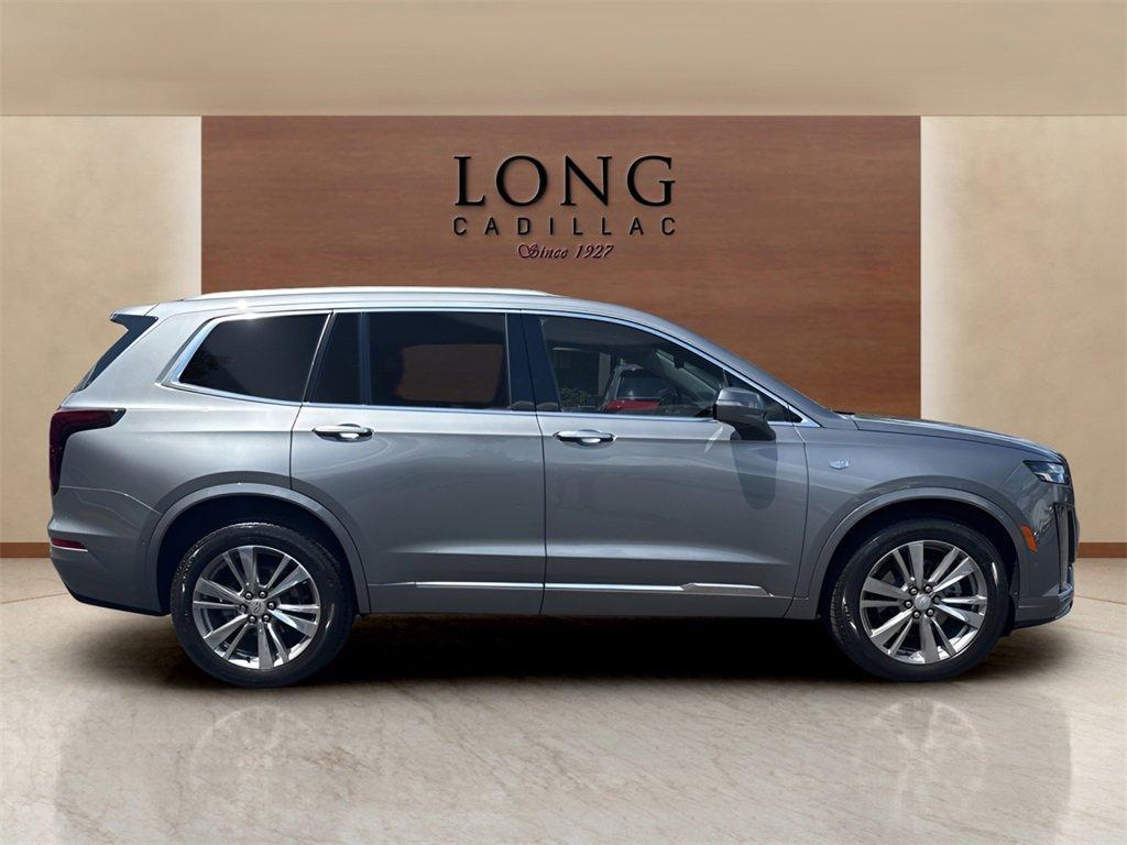 used 2022 Cadillac XT6 car, priced at $39,991