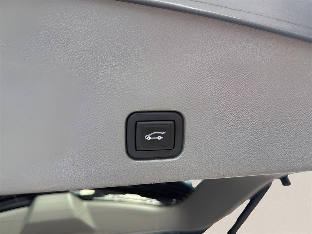 used 2022 Cadillac XT6 car, priced at $39,991