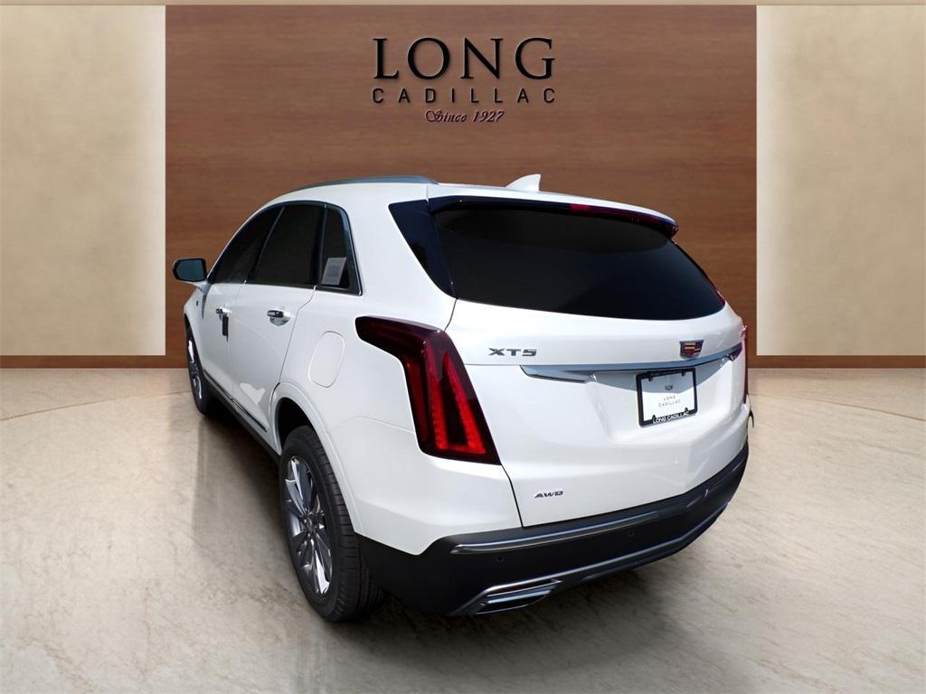 new 2025 Cadillac XT5 car, priced at $52,315
