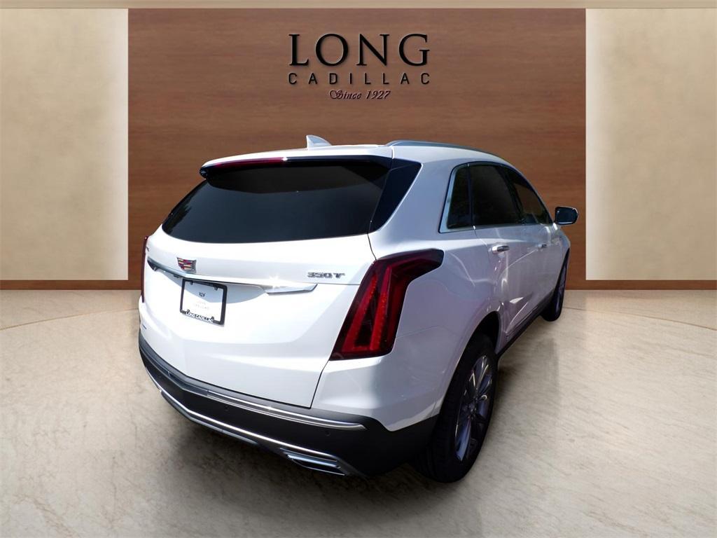 new 2025 Cadillac XT5 car, priced at $52,315
