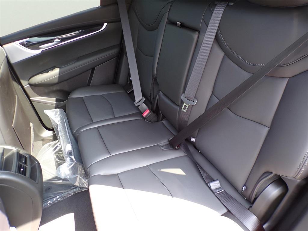new 2025 Cadillac XT5 car, priced at $52,315