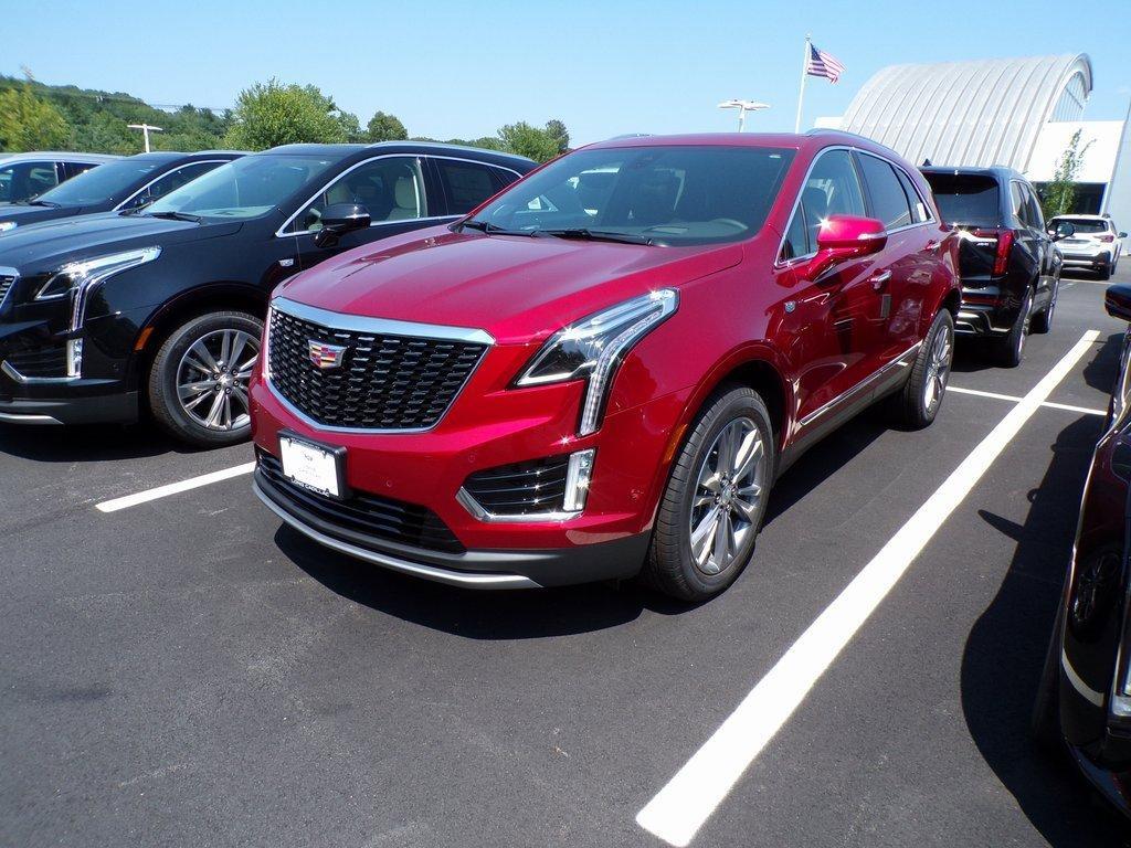 new 2025 Cadillac XT5 car, priced at $57,790