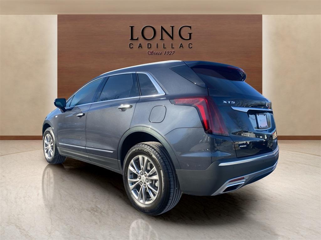 used 2021 Cadillac XT5 car, priced at $37,991