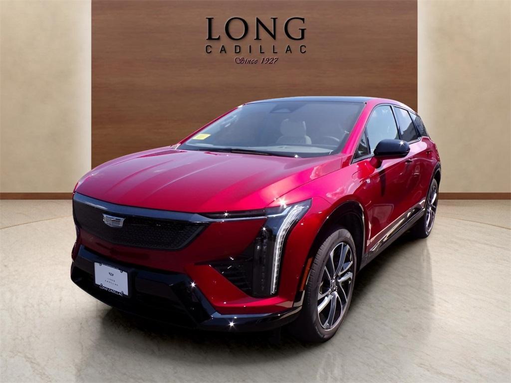 new 2025 Cadillac OPTIQ car, priced at $59,895