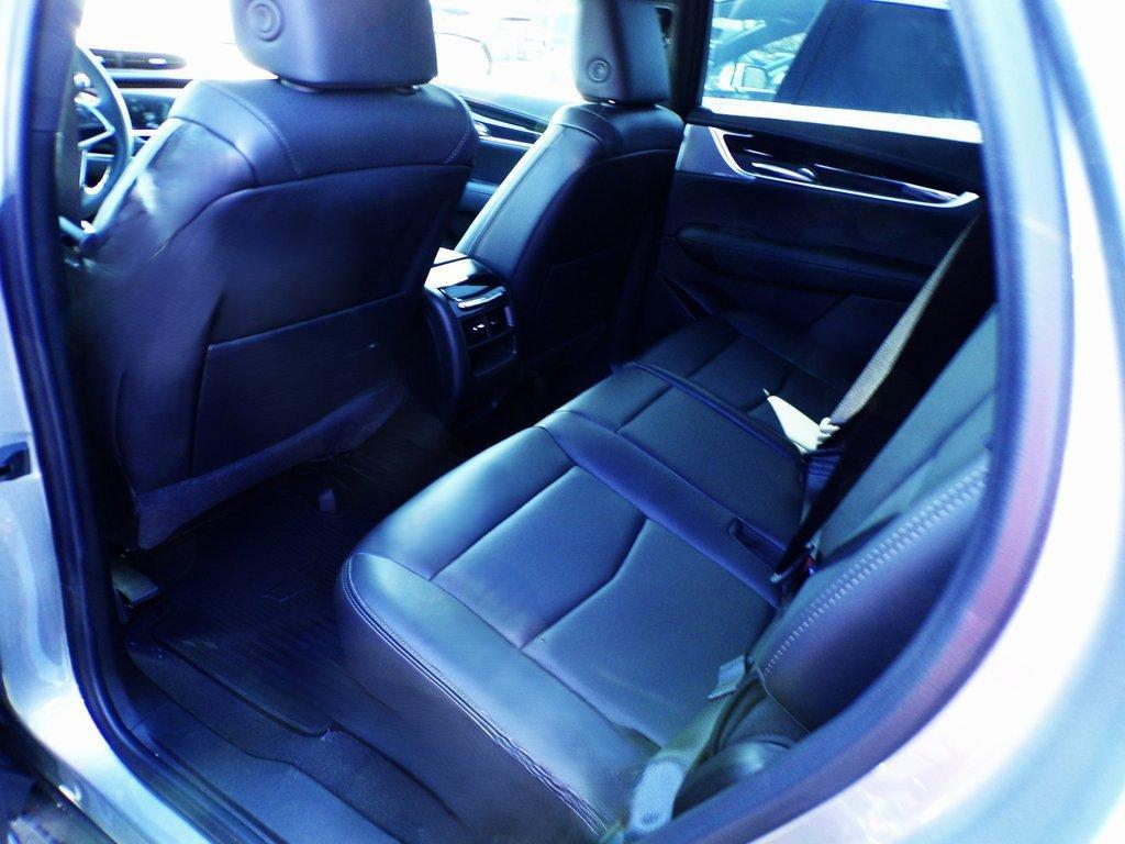 new 2025 Cadillac XT5 car, priced at $55,515