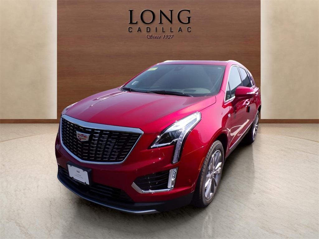 new 2025 Cadillac XT5 car, priced at $60,090