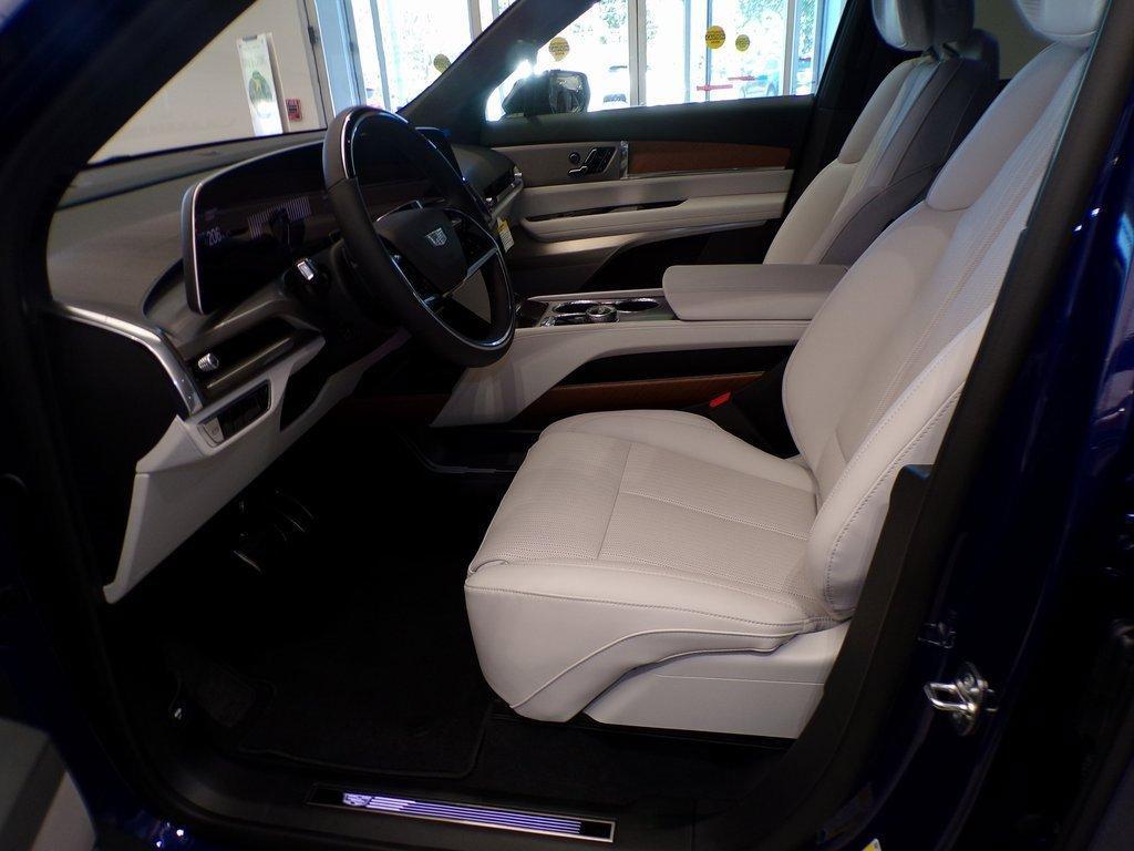 new 2026 Cadillac VISTIQ car, priced at $81,015