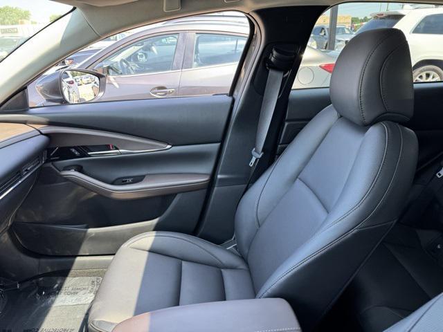 used 2025 Mazda CX-30 car, priced at $27,000