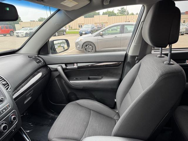 used 2014 Kia Sorento car, priced at $11,399