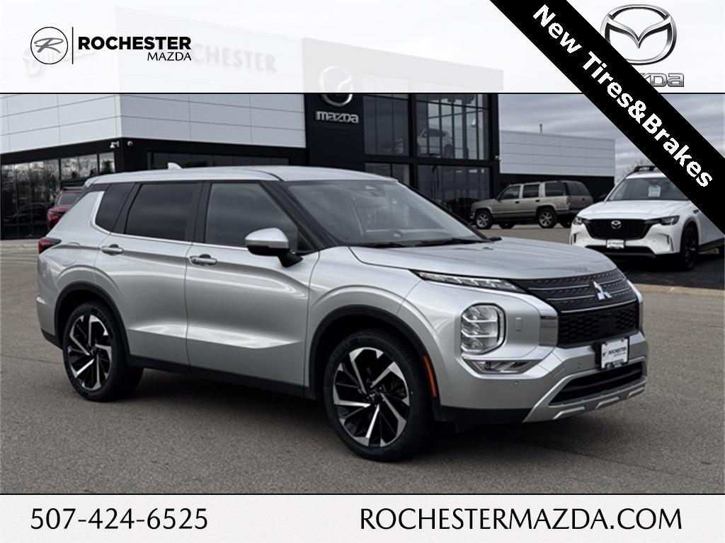 used 2024 Mitsubishi Outlander car, priced at $24,000