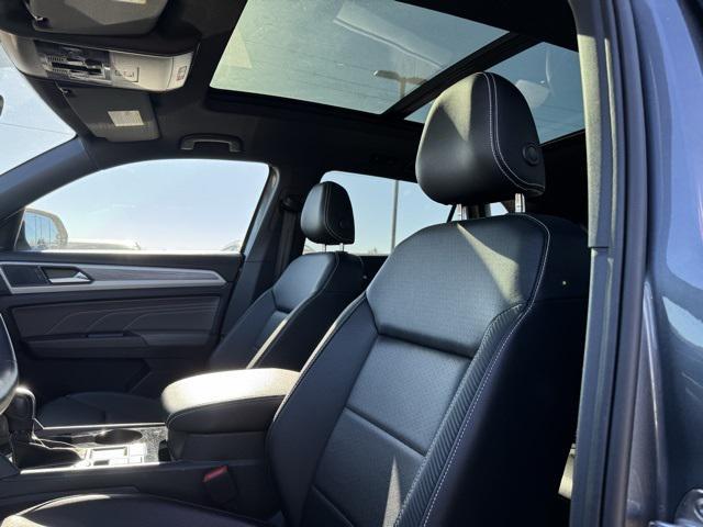 used 2023 Volkswagen Atlas Cross Sport car, priced at $27,500