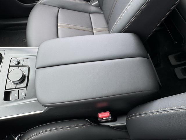 new 2025 Mazda CX-90 car, priced at $39,313