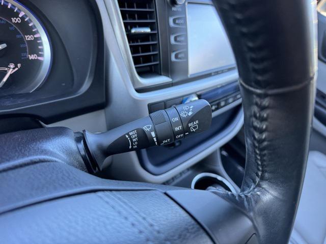 used 2018 Toyota Highlander car, priced at $27,799