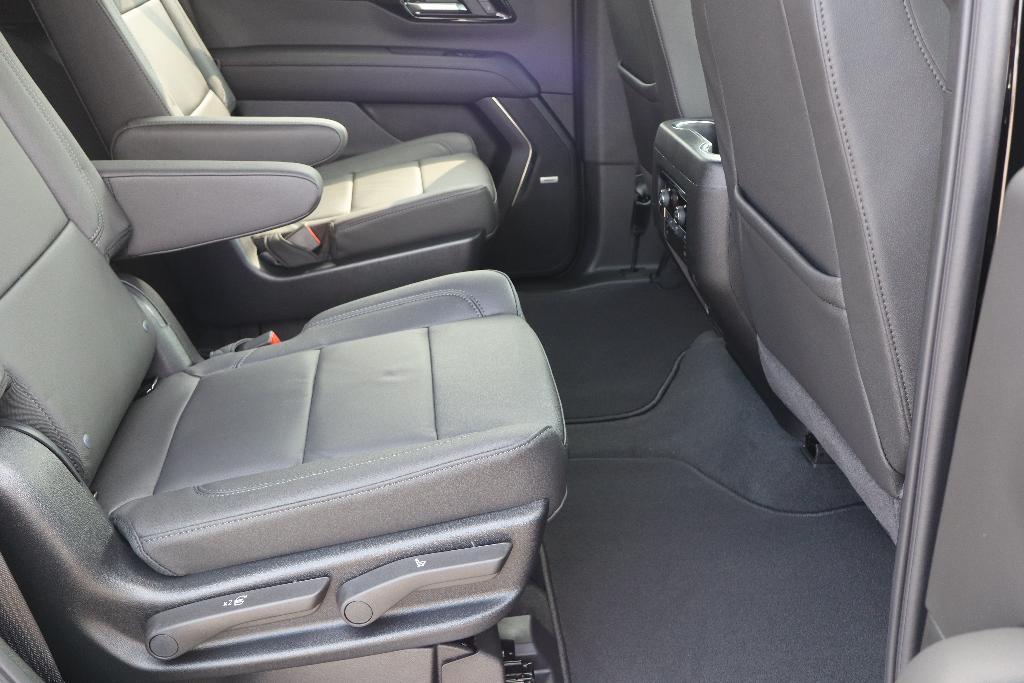 new 2025 Chevrolet Tahoe car, priced at $69,346