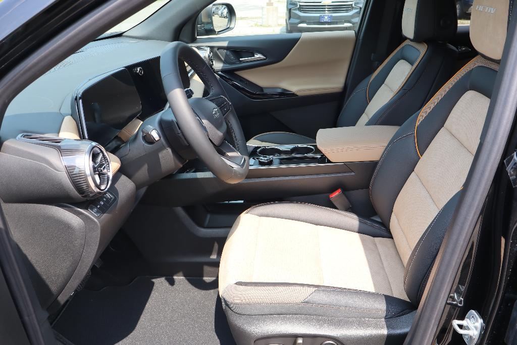 new 2026 Chevrolet Equinox car, priced at $38,454