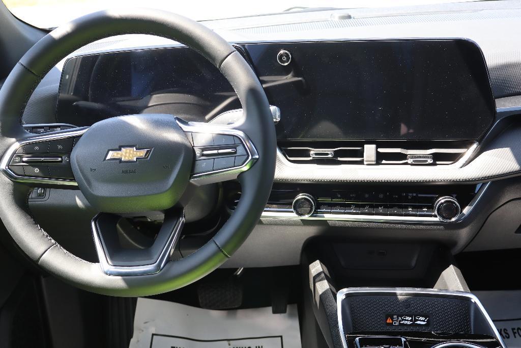 new 2026 Chevrolet Equinox car, priced at $33,873