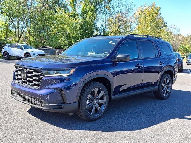 new 2025 Honda Pilot car, priced at $41,910