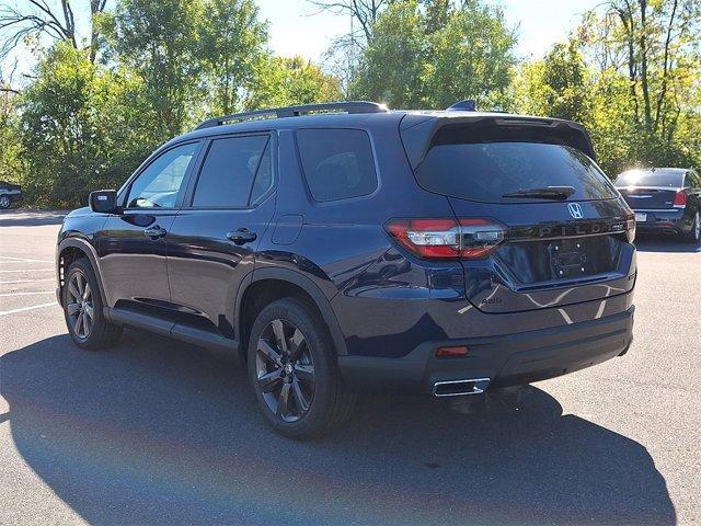 new 2025 Honda Pilot car, priced at $41,910