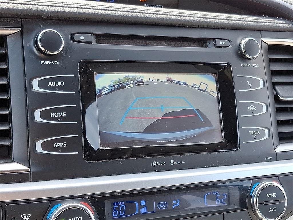 used 2015 Toyota Highlander car, priced at $10,383