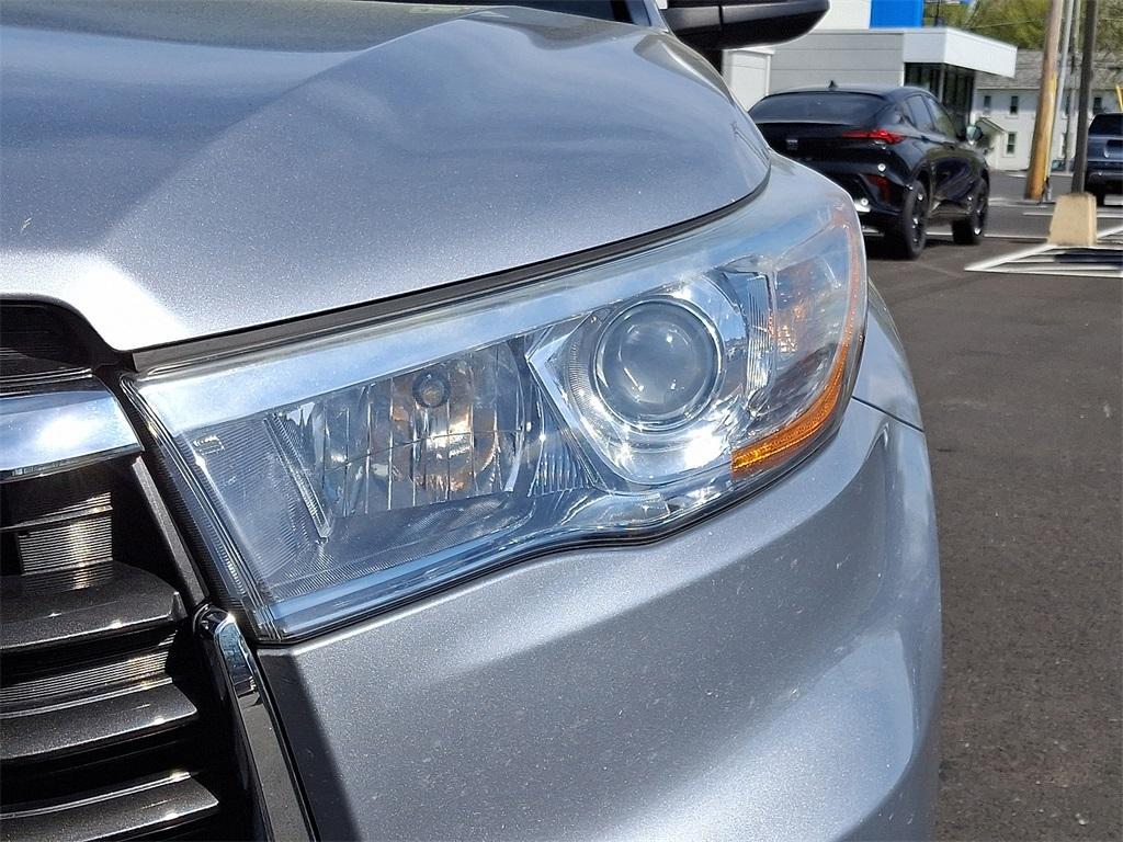 used 2015 Toyota Highlander car, priced at $10,383